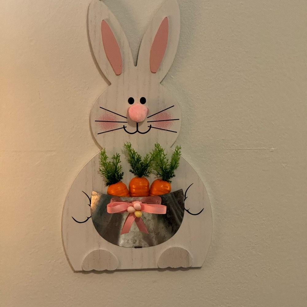 Adorable 3D Wooden Bunny With Carrots